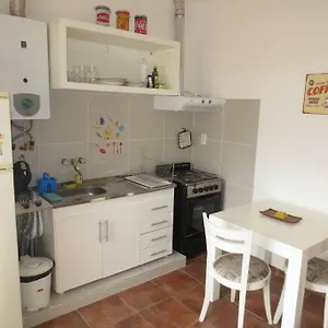 https://lo-de-piti-excelente-ubicacion-calido-y-luminoso.hotelsmendoza.com