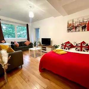 2 Bed Flat Near To Bridge , London United Kingdom